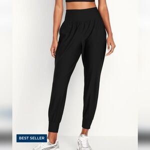 ❌️SOLD❌️Old Navy High Waist Powersoft Pocket Joggers